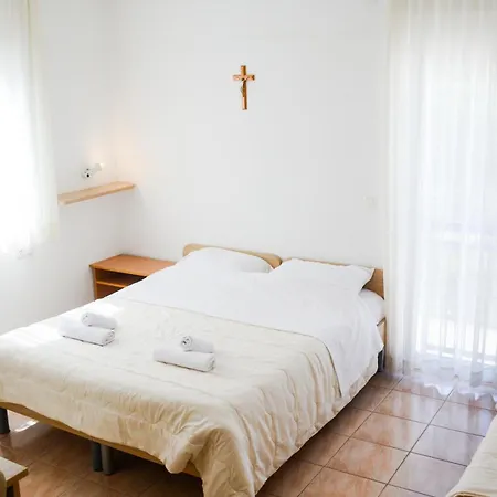 Pansion Kikas - Medjugorje, Apparition Hill Međugorje