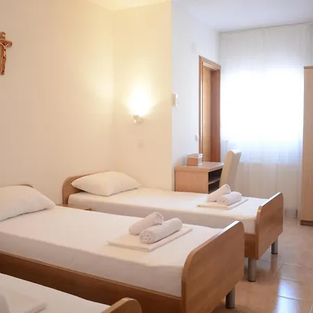 Bed and Breakfast Pansion Kikas - Medjugorje, Apparition Hill