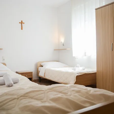 Pansion Kikas - Medjugorje, Apparition Hill